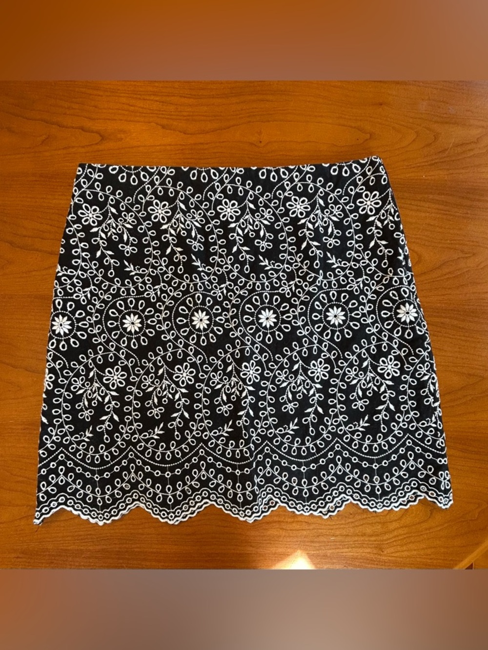 NWOT LOFT Black Eyelet Lace Mini Skirt, Size 10